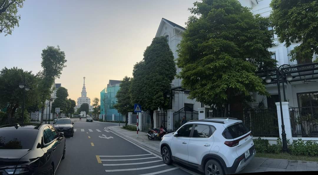 Thi công sàn gỗ tại Vinhomes Ocean Park Gia Lâm